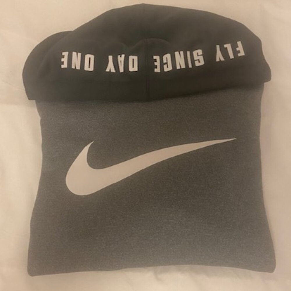 NIKE Basketball Dri-Fit "Fly Since Day One" Hoodie Size M